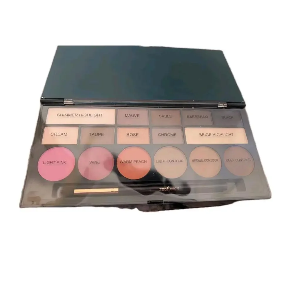 Two Profusion Glamor Makeup Palettes Smokey And‎ Natural